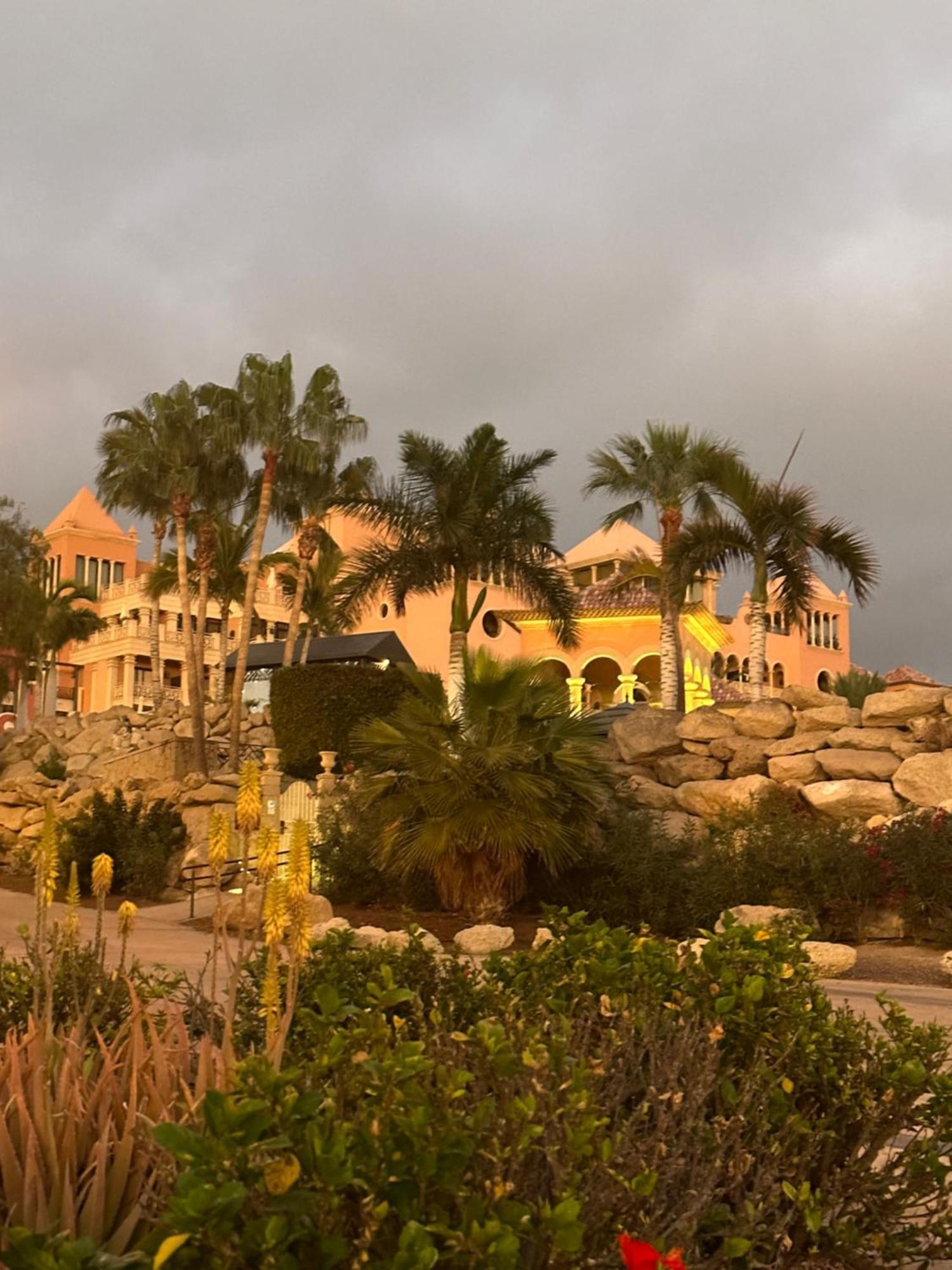 Tenerife Holidays Costa Adeje  ภายนอก รูปภาพ